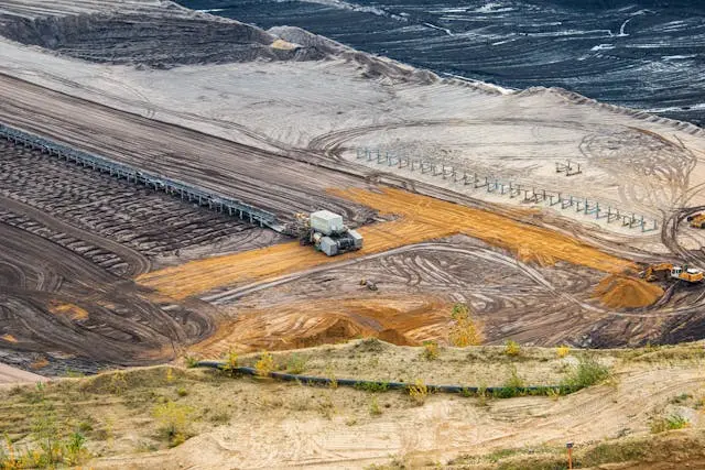 Kiat Menggabungkan Reklamasi dengan Pengelolaan Ekosistem Lokal