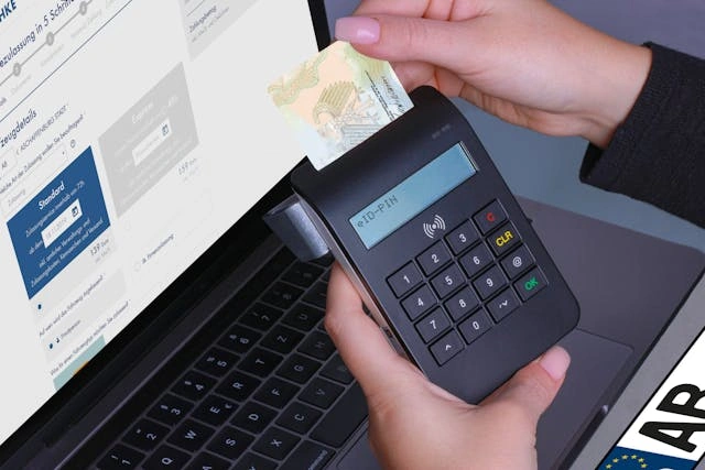 Proses Verifikasi Invoice dalam Sistem Accounts Payable Terintegrasi