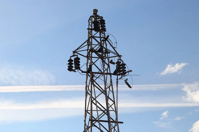 Monitoring Kondisi BTS dan Tower Seluler secara Berkala