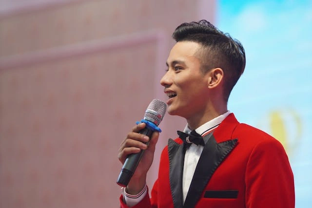 Membangun Kepercayaan Diri Sebagai Master of Ceremony
